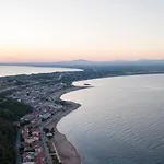 Karolina Vilă Nea Poteidaia