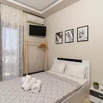 Vilă Karolina Nea Poteidaia